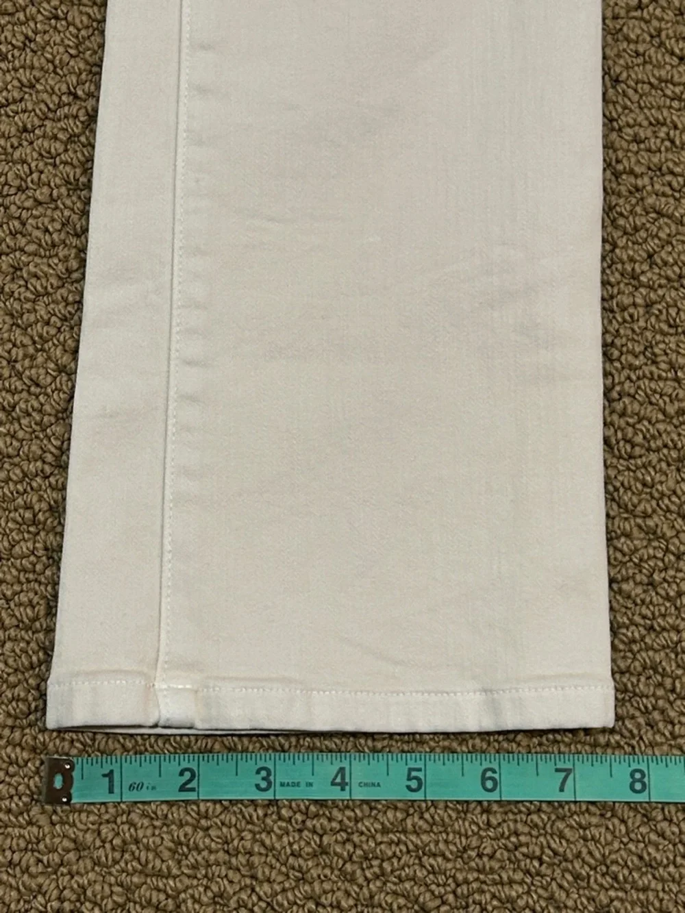 Ann Mashburn Flare Cropped 5-Pocket Jeans in Natural Stretch Denim size 27